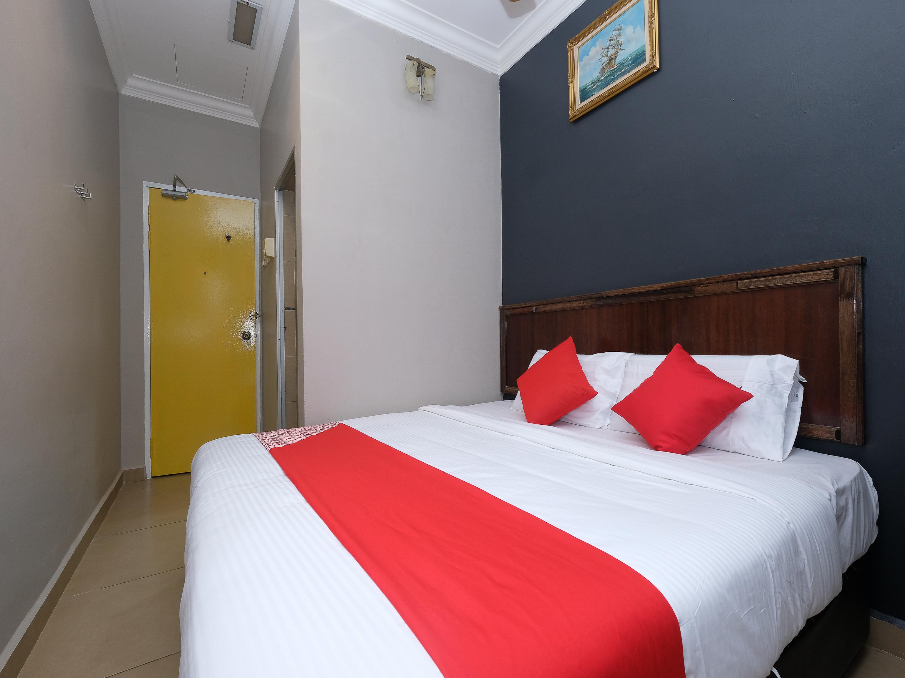 ראוב Oyo 1190 Nice Stay Hotel מראה חיצוני תמונה