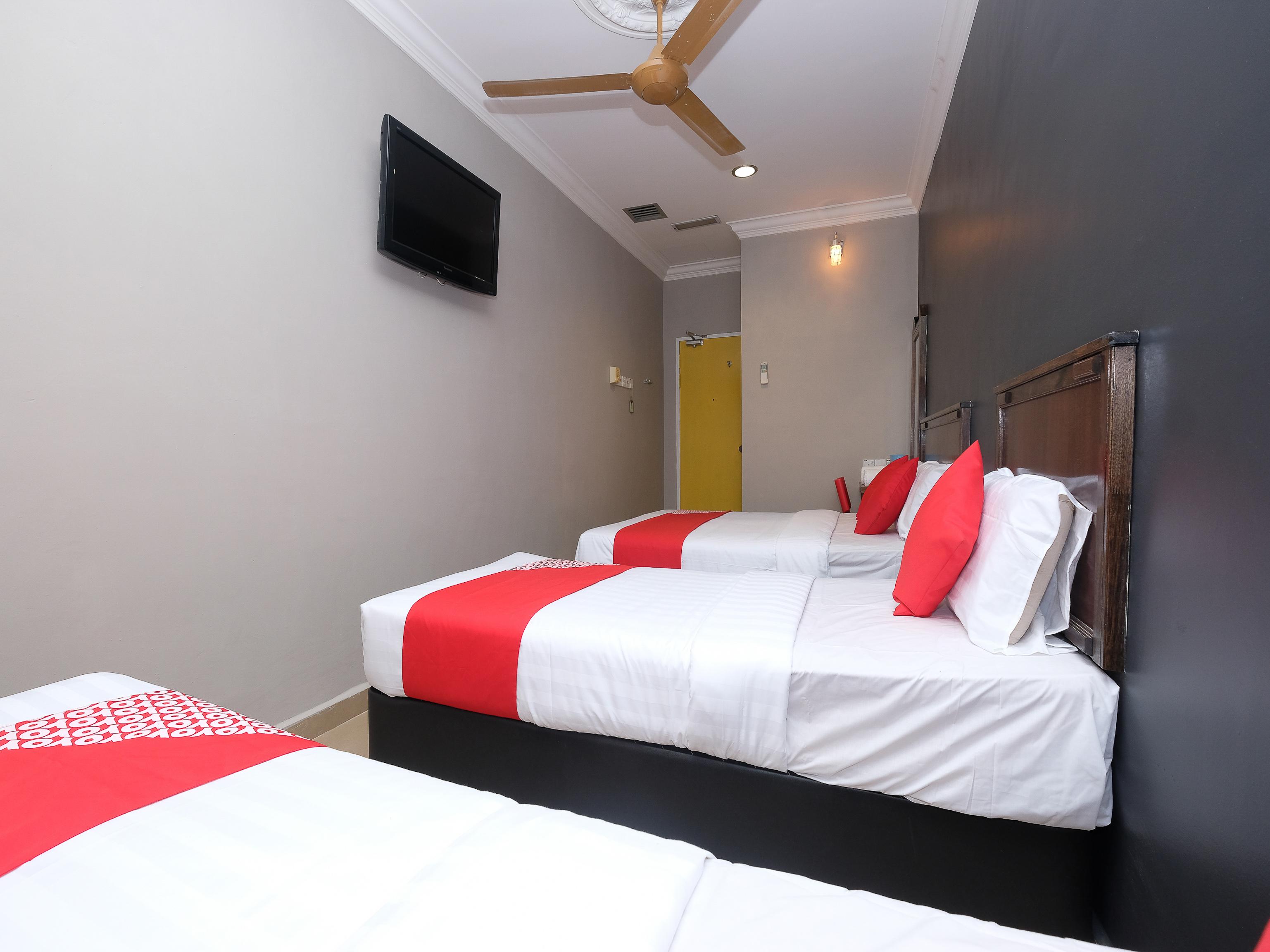 ראוב Oyo 1190 Nice Stay Hotel מראה חיצוני תמונה