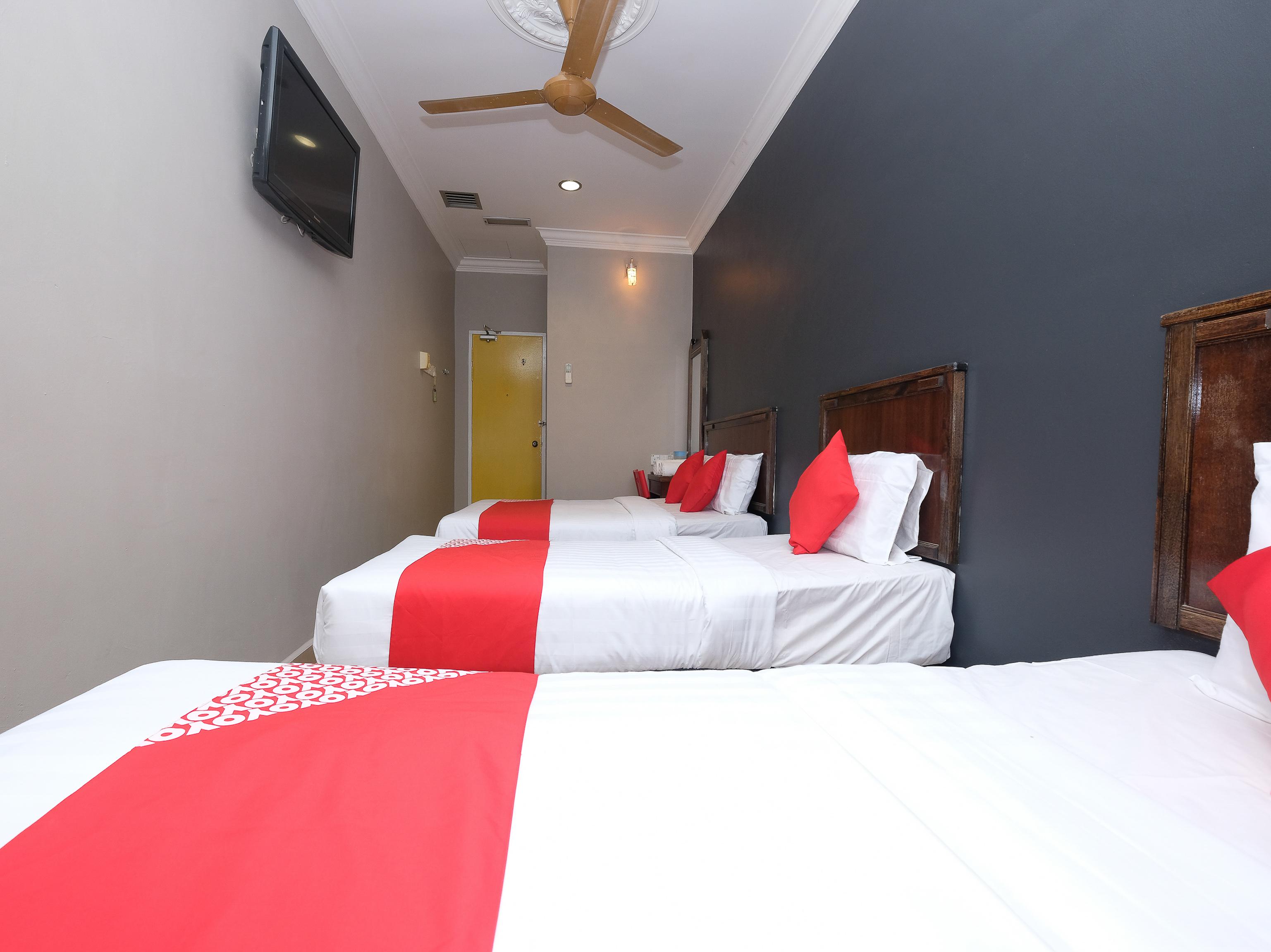 ראוב Oyo 1190 Nice Stay Hotel מראה חיצוני תמונה
