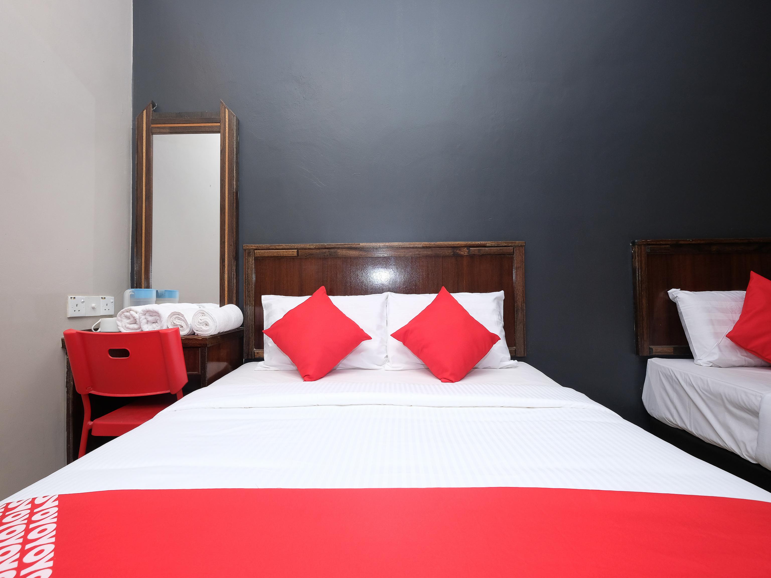 ראוב Oyo 1190 Nice Stay Hotel מראה חיצוני תמונה