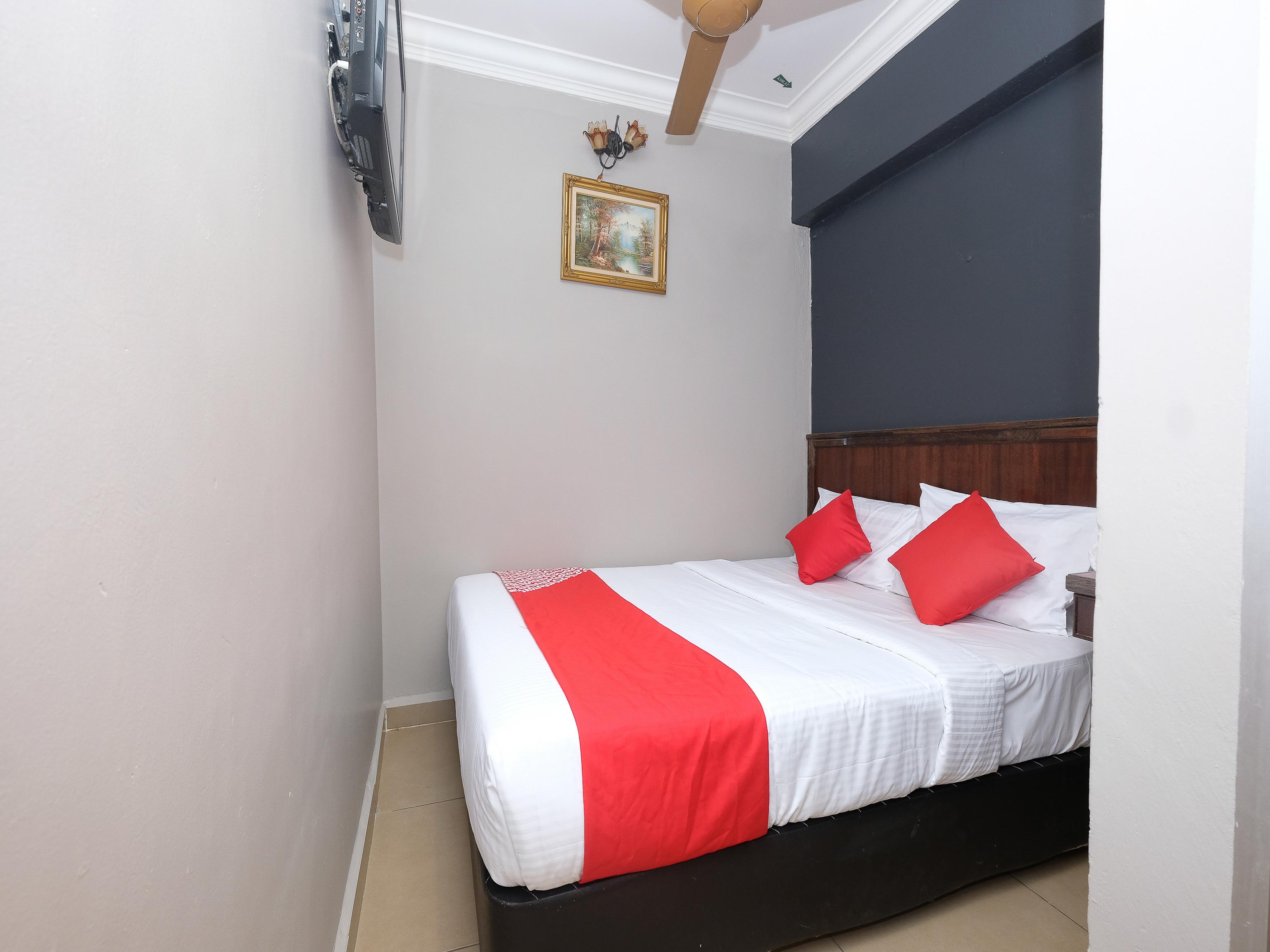ראוב Oyo 1190 Nice Stay Hotel מראה חיצוני תמונה