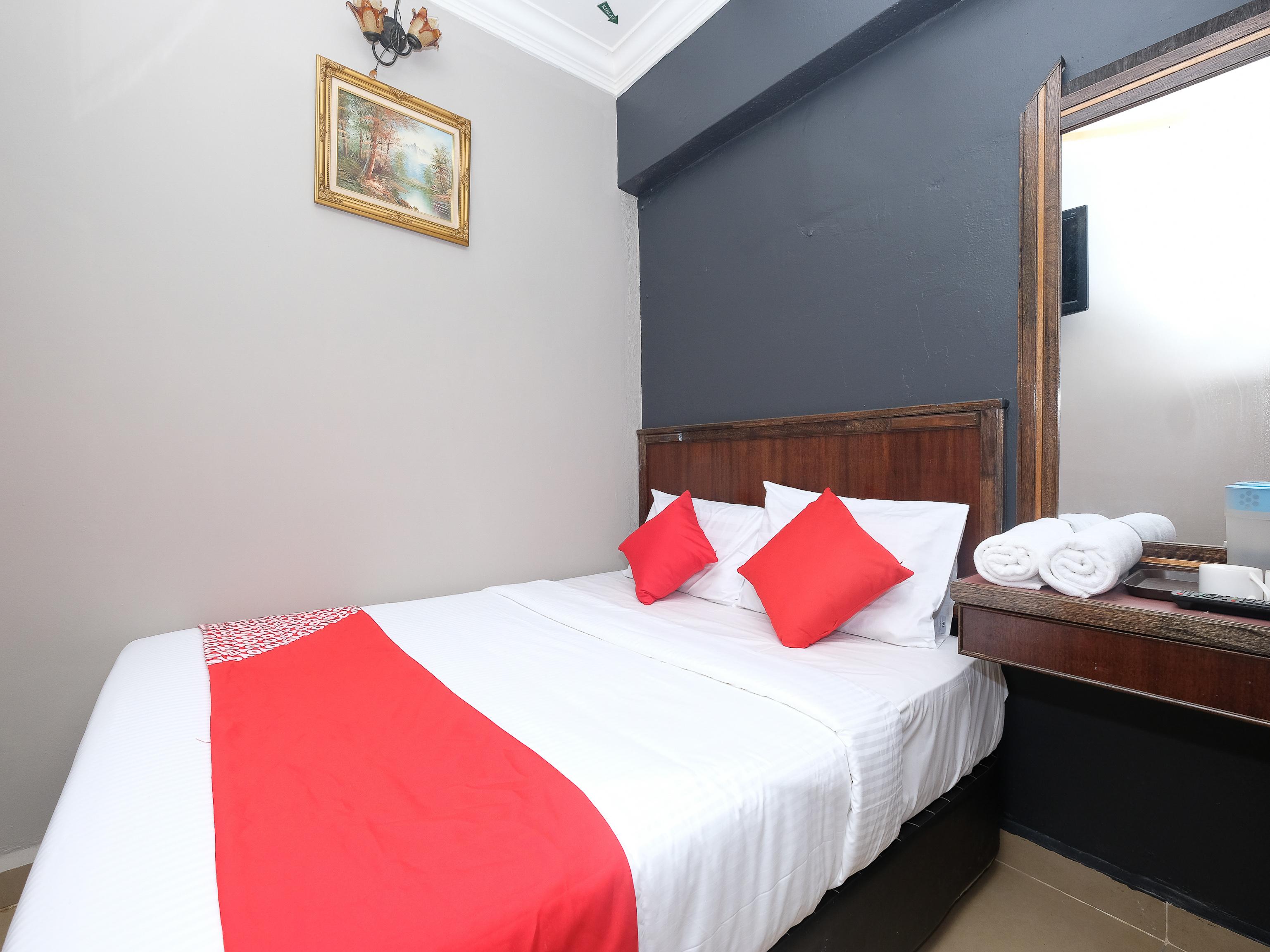 ראוב Oyo 1190 Nice Stay Hotel מראה חיצוני תמונה