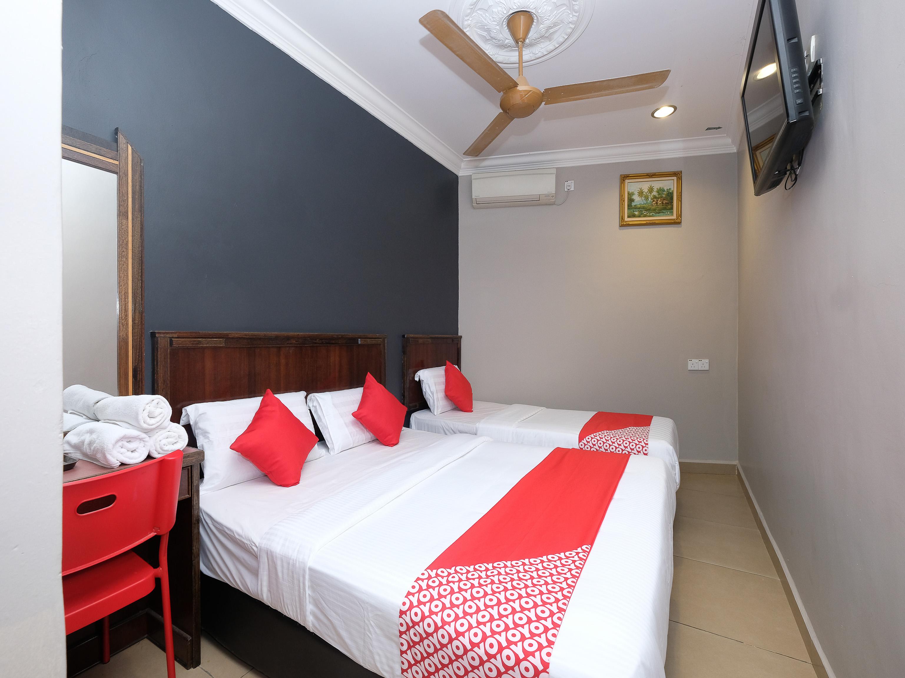 ראוב Oyo 1190 Nice Stay Hotel מראה חיצוני תמונה