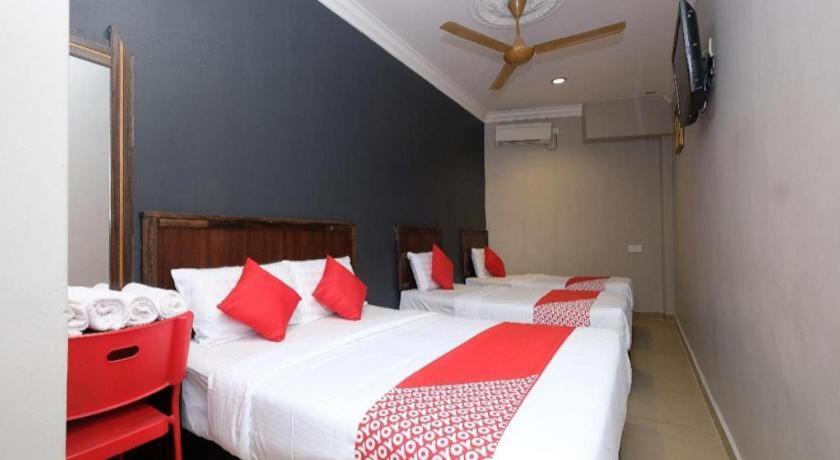 ראוב Oyo 1190 Nice Stay Hotel מראה חיצוני תמונה
