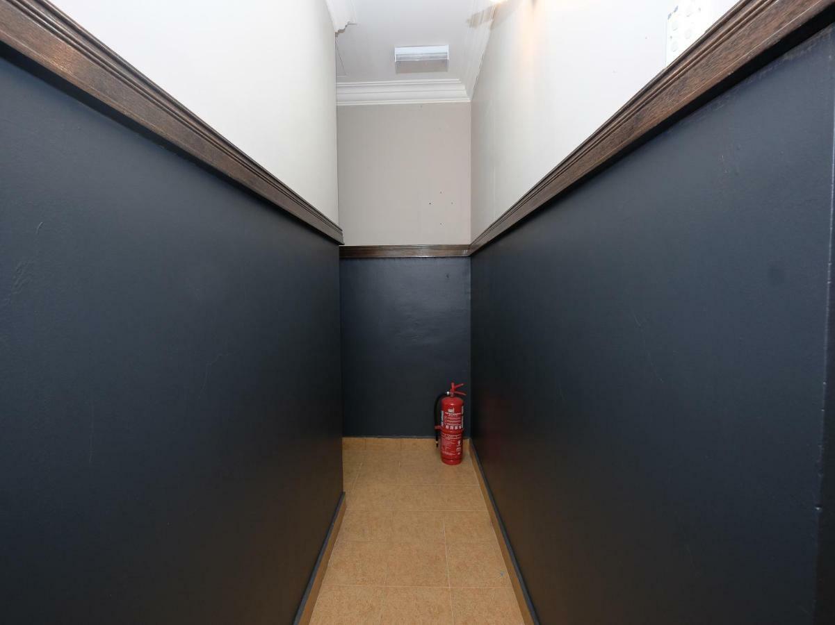 ראוב Oyo 1190 Nice Stay Hotel מראה חיצוני תמונה